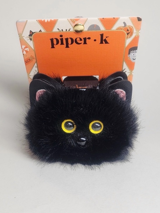 Accessories - Piper Black Plush Cat Hair Clip